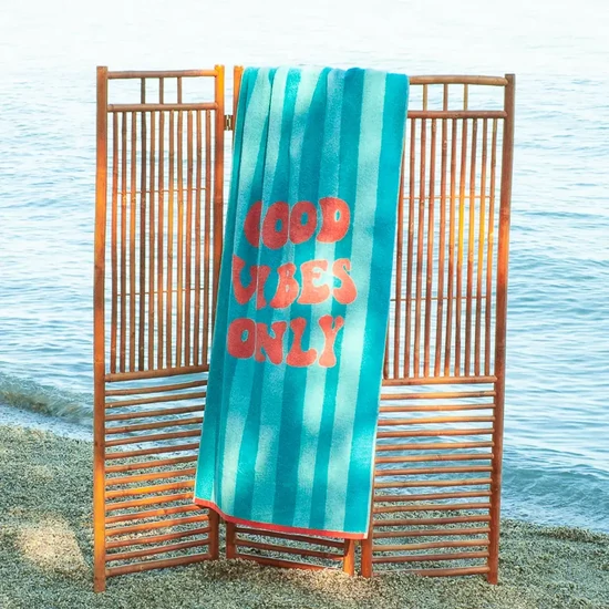 Good Vibes strandtörölköző