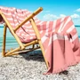 Kép 5/6 - Fiji lazac mintás strandtörölköző